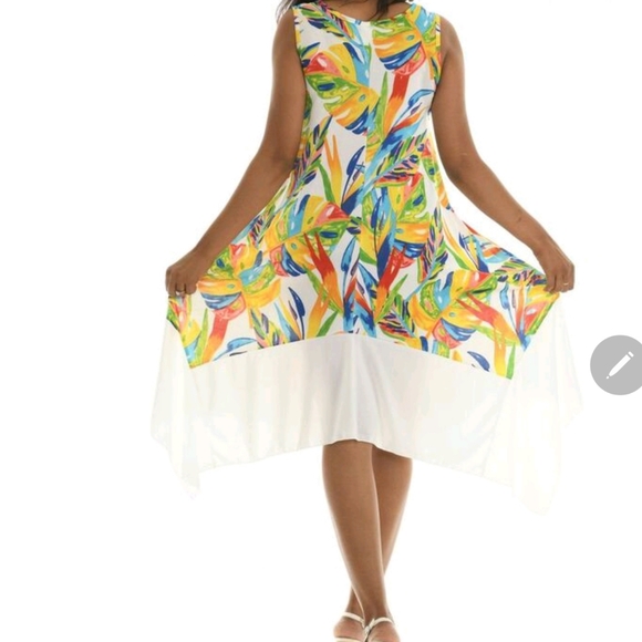 Dress - Picture 2 of 2